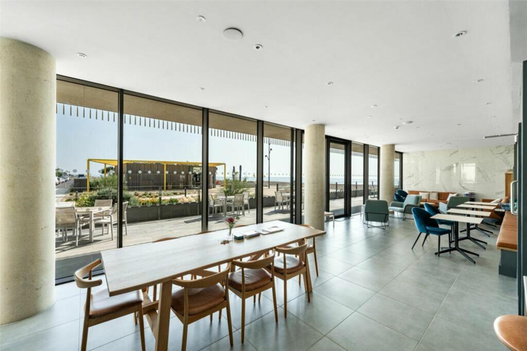 Additional property image - Brighton Road, Worthing, BN11