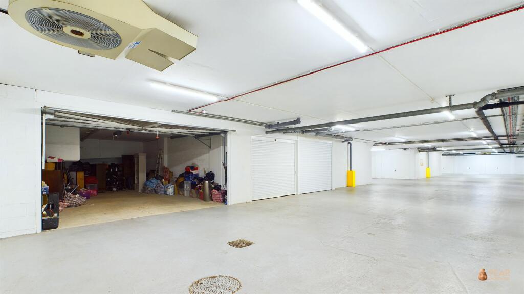 Additional property image - Marine Parade, Worthing, BN11