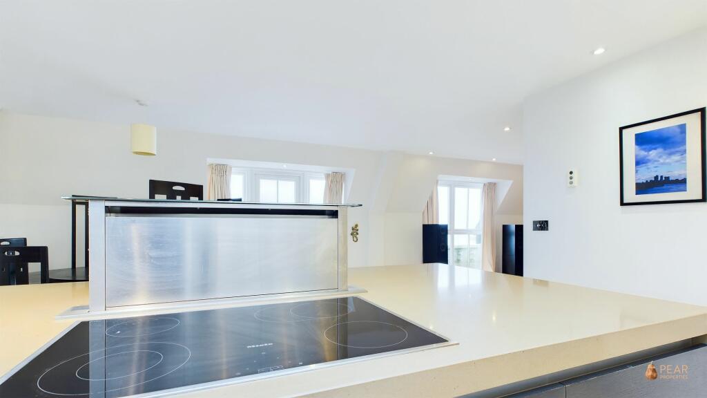 Additional property image - Marine Parade, Worthing, BN11