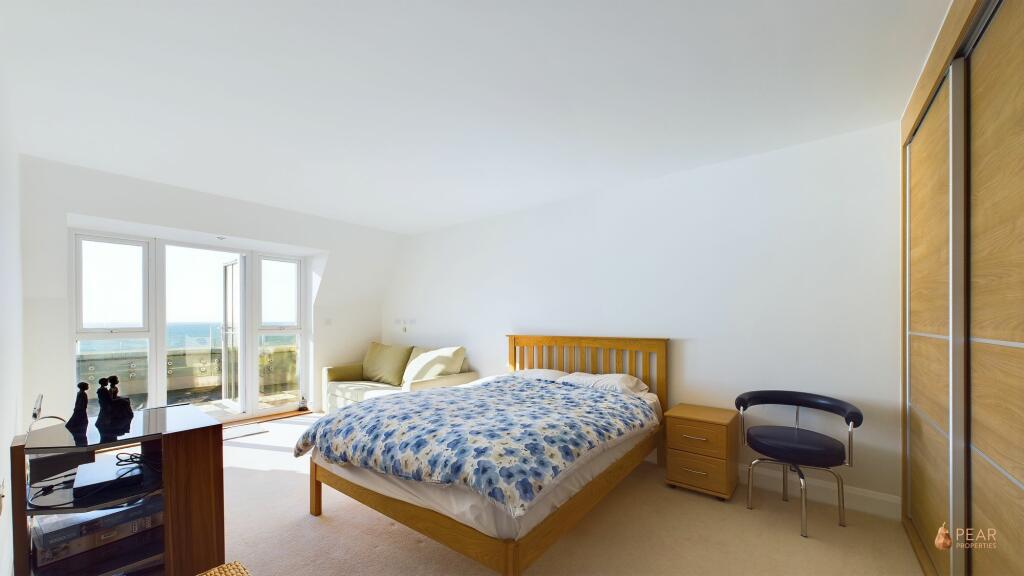 Additional property image - Marine Parade, Worthing, BN11