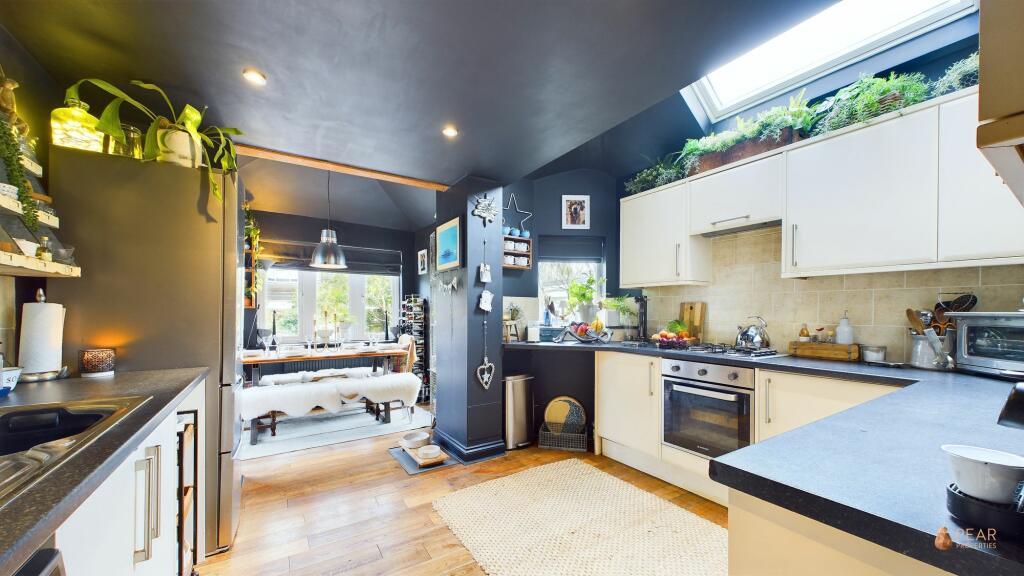 Additional property image - Thornhill Avenue, Brighton, BN1