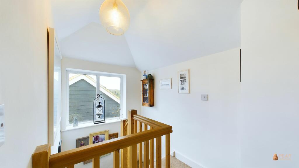 Additional property image - Thornhill Avenue, Brighton, BN1
