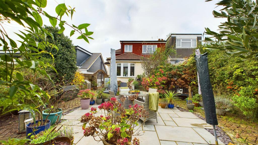Additional property image - Thornhill Avenue, Brighton, BN1