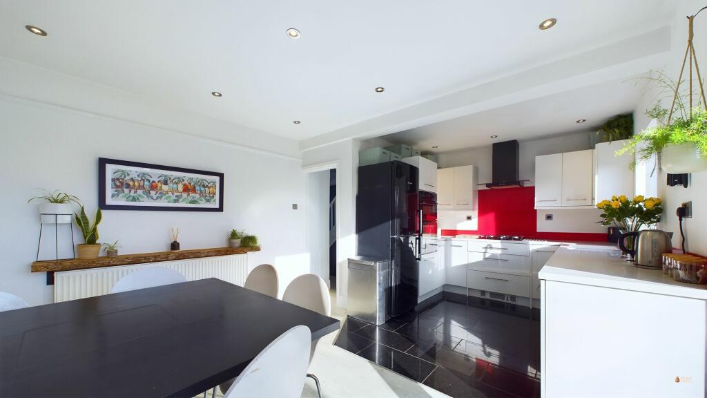 Main image of property: Brighton Road, Shoreham-By-Sea, BN43