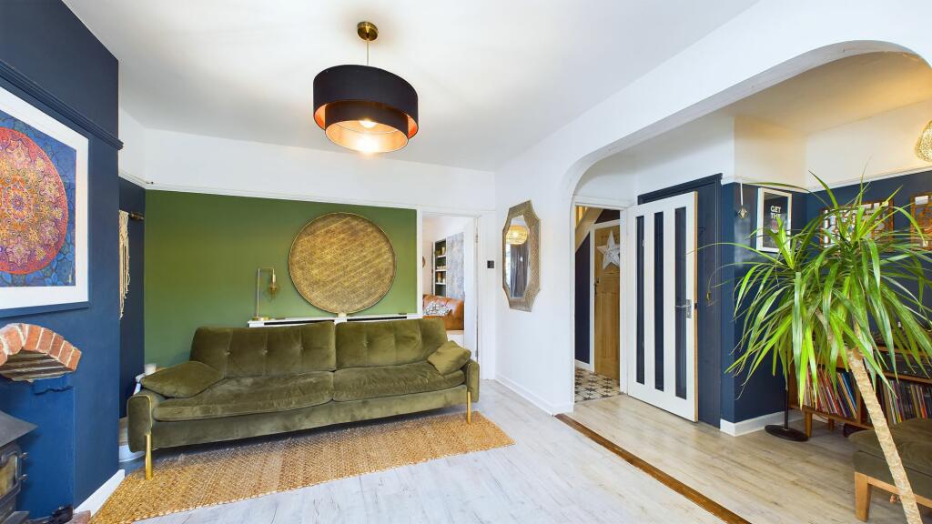 Additional property image - Manor Road, Lancing, BN15