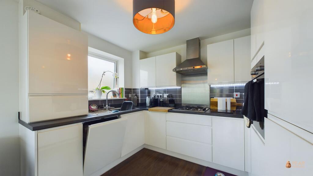 Additional property image - Lyndhurst House, Monarch Way. Shoreham-By-Sea, BN43