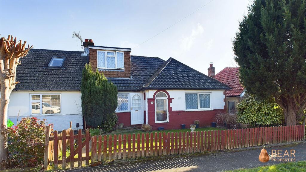 Main image of property: First Avenue, Lancing, BN15