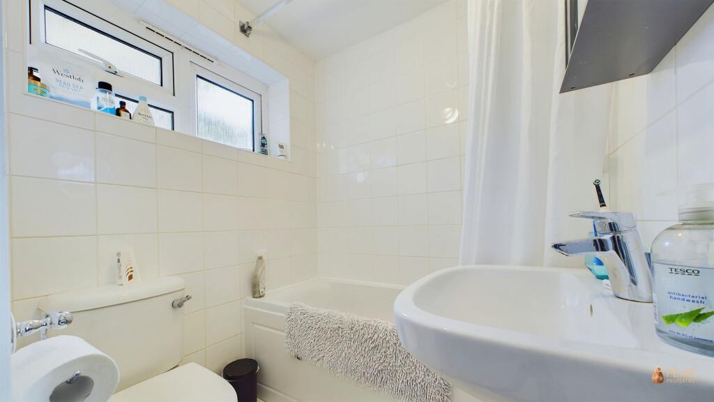 Additional property image - Boundstone Close, Lancing, BN15