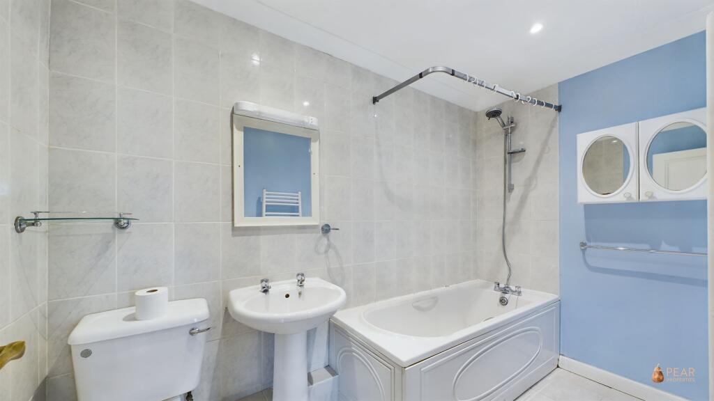Additional property image - Corvill Court, 29 Shelley Road, Worthing, BN11 4DF
