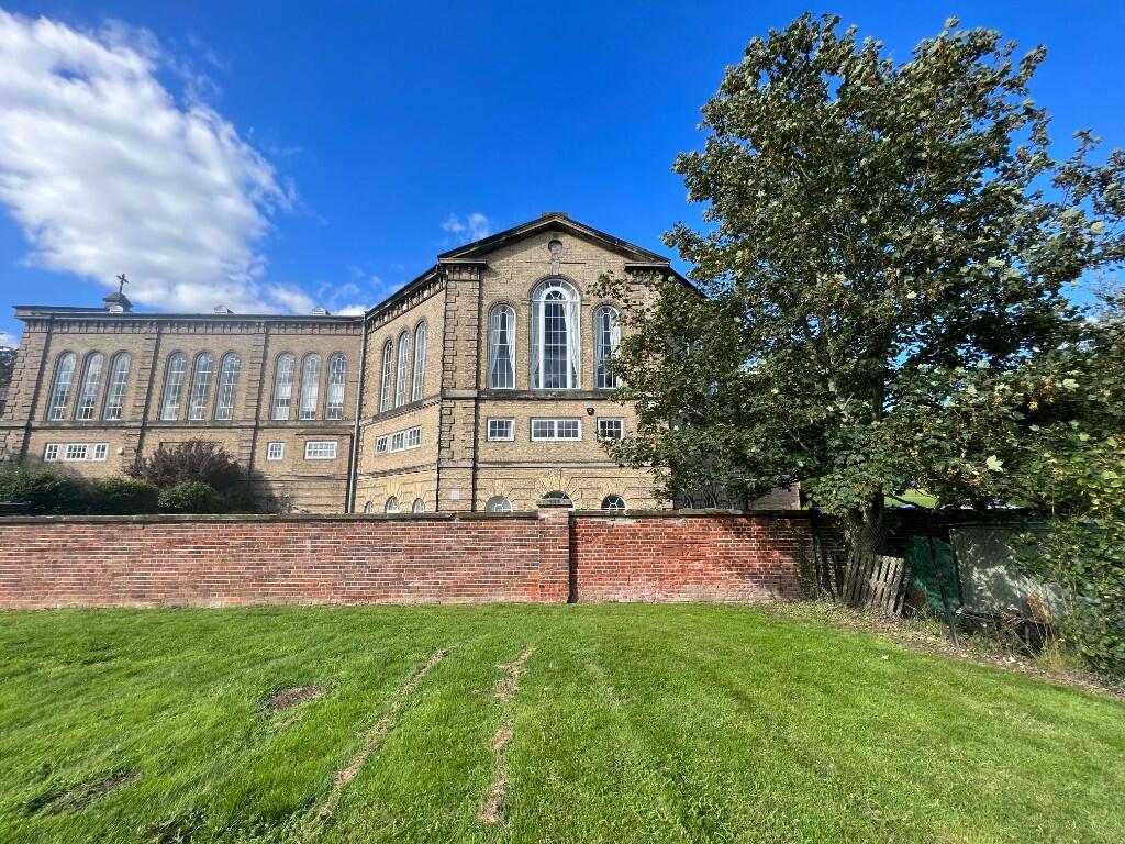 4 bedroom character property for sale in St. Andrews Park, Norwich