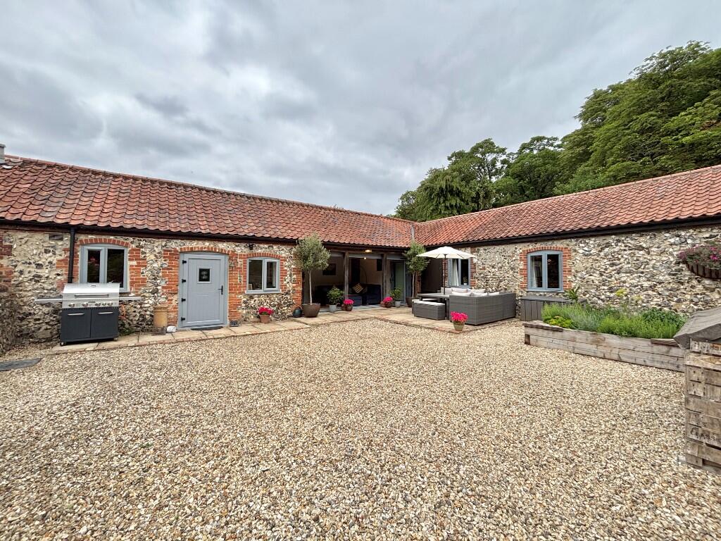 Main image of property: The Street, Trowse, Norwich, NR14
