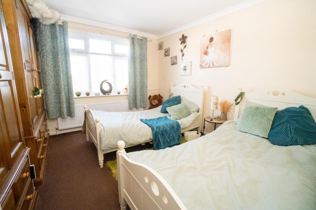 Additional property image - Highfield Avenue, Harwich, CO12 4