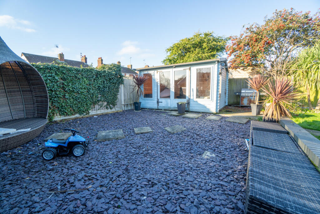 Additional property image - Highfield Avenue, Harwich, CO12 4