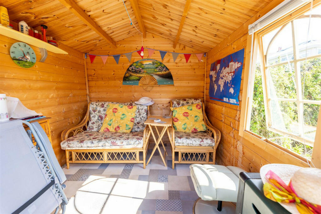 Additional property image - Wash Lane, Clacton-On-Sea, CO15 1