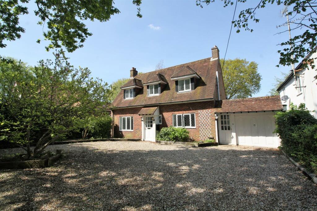 5 bedroom house for sale in London Road, Henfield, BN5