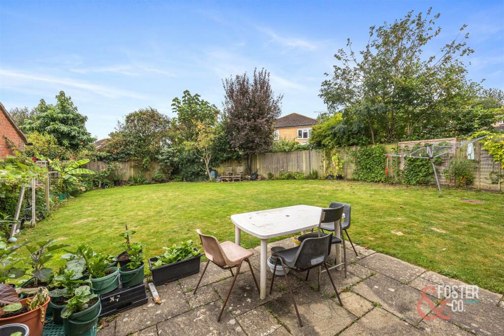 Additional property image - Stag Close, Henfield