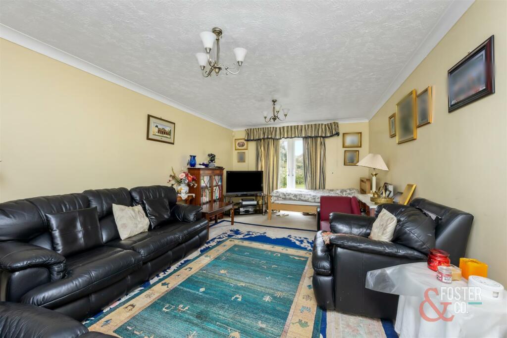 Additional property image - Stag Close, Henfield