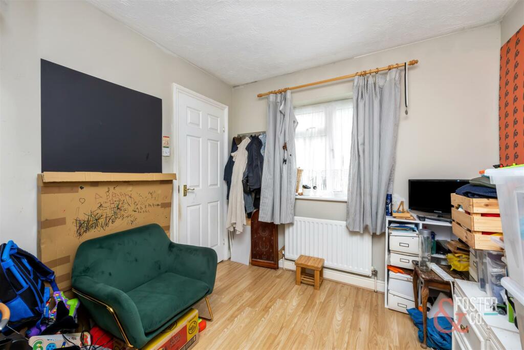 Additional property image - Stag Close, Henfield