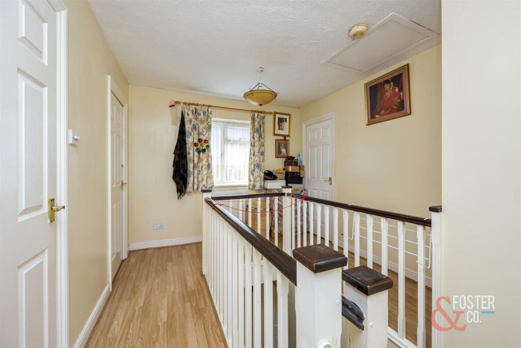Additional property image - Stag Close, Henfield