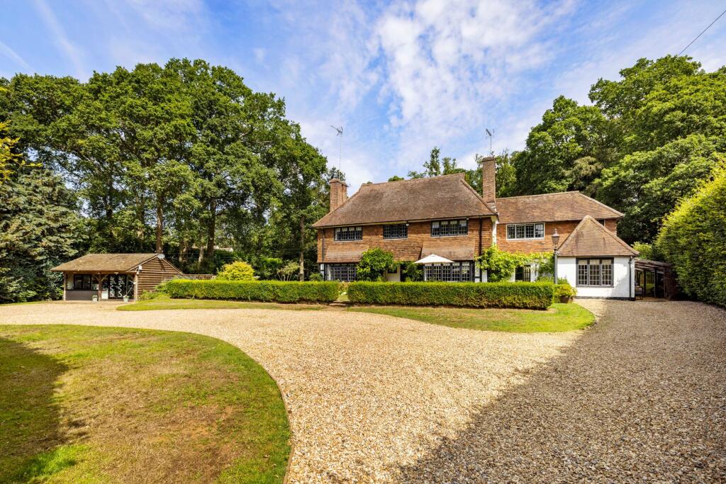 Main image of property: Norney Wood Cottage, Shackleford, Godalming, GU8 6AB