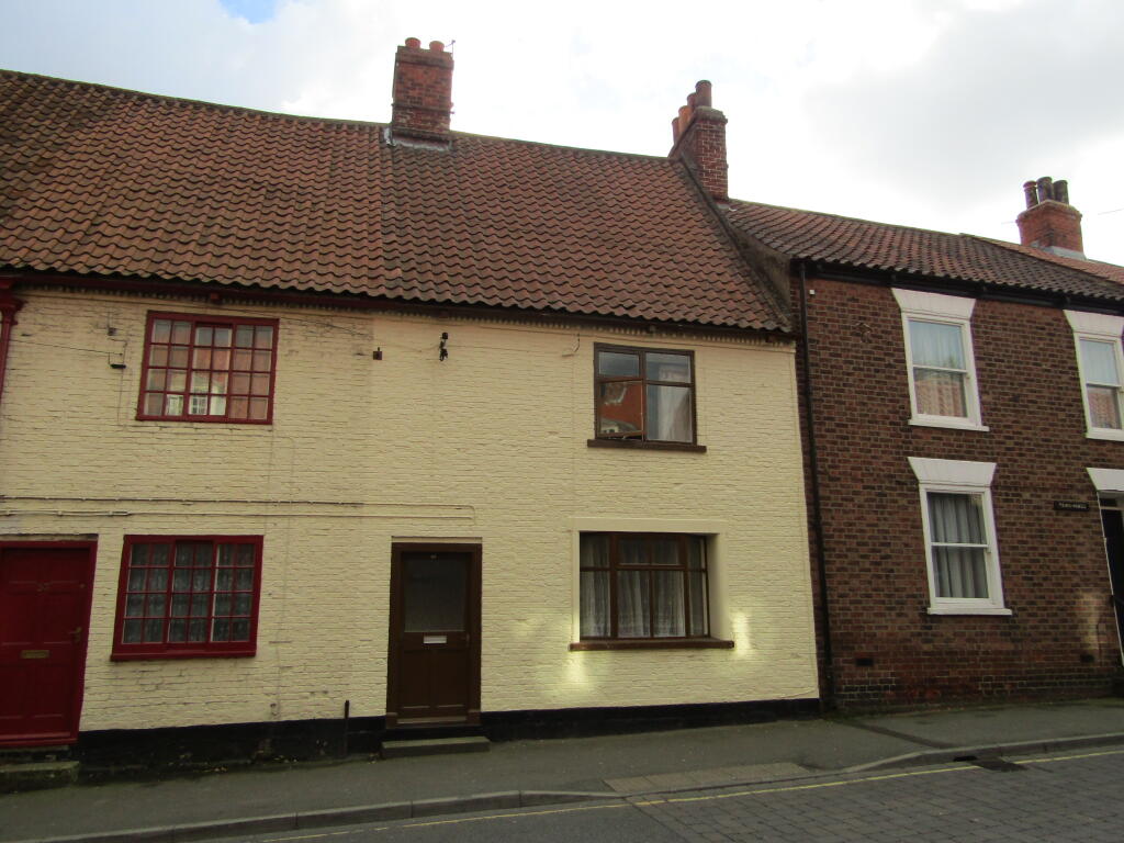 Main image of property: High Street, Barton-Upon-Humber, Lincolnshire, DN18