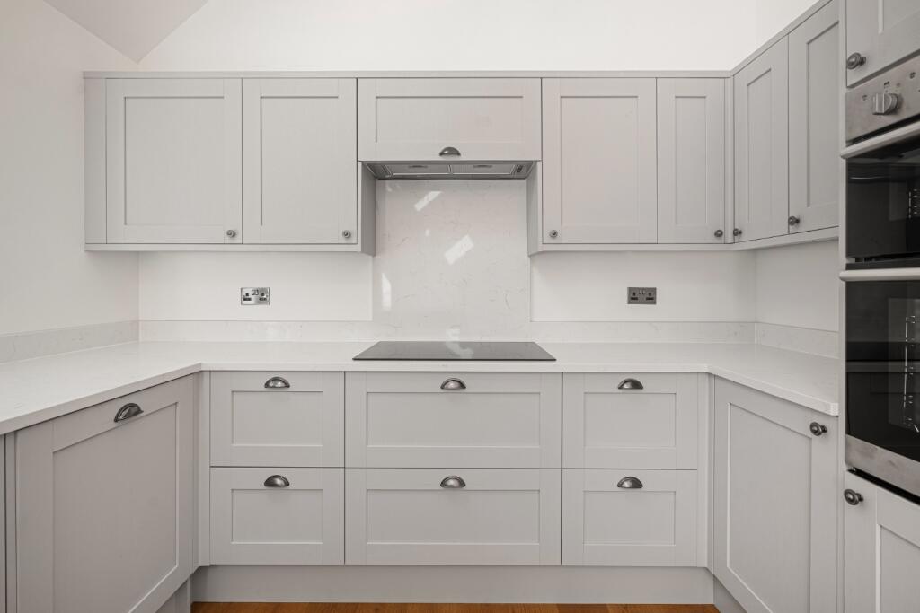 Additional property image - Norwood Lane, Meopham, Gravesend, Kent, DA13 0YF