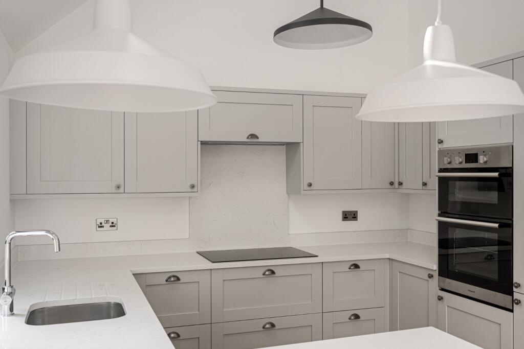 Additional property image - Norwood Lane, Meopham, Gravesend, Kent, DA13 0YF