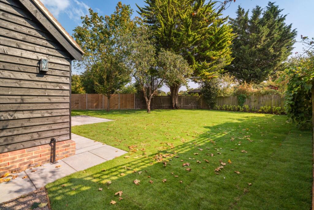 Additional property image - Norwood Lane, Meopham, Gravesend, Kent, DA13 0YF