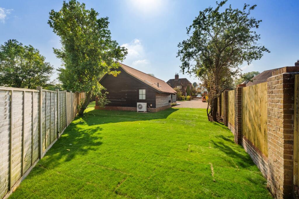 Additional property image - Norwood Lane, Meopham, Gravesend, Kent, DA13 0YF