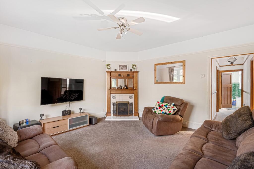 Additional property image - Sole Street, Cobham, Gravesend, Kent, DA12 3AX