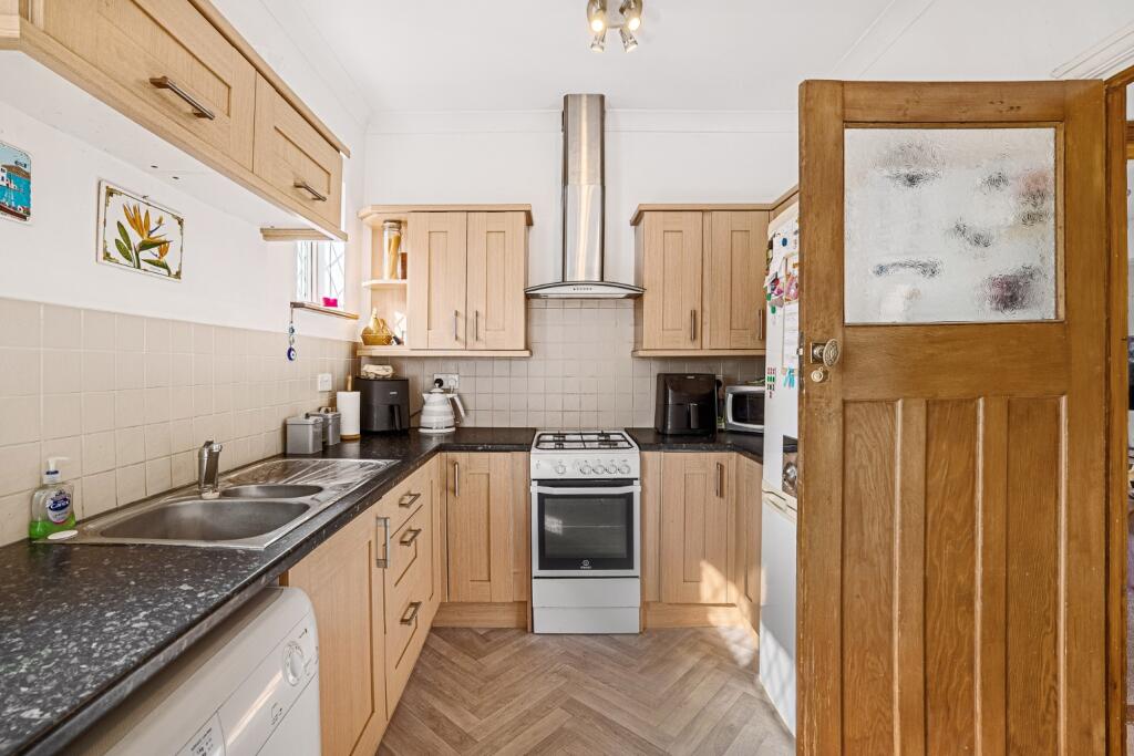 Additional property image - Sole Street, Cobham, Gravesend, Kent, DA12 3AX