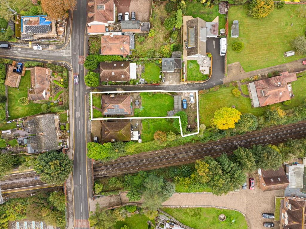 Additional property image - Sole Street, Cobham, Gravesend, Kent, DA12 3AX