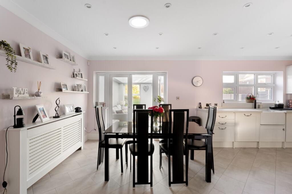 Additional property image - Marling Way, Riverview Park, Gravesend, Kent, DA12 4DN