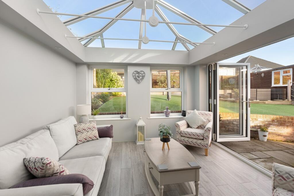 Additional property image - Marling Way, Riverview Park, Gravesend, Kent, DA12 4DN