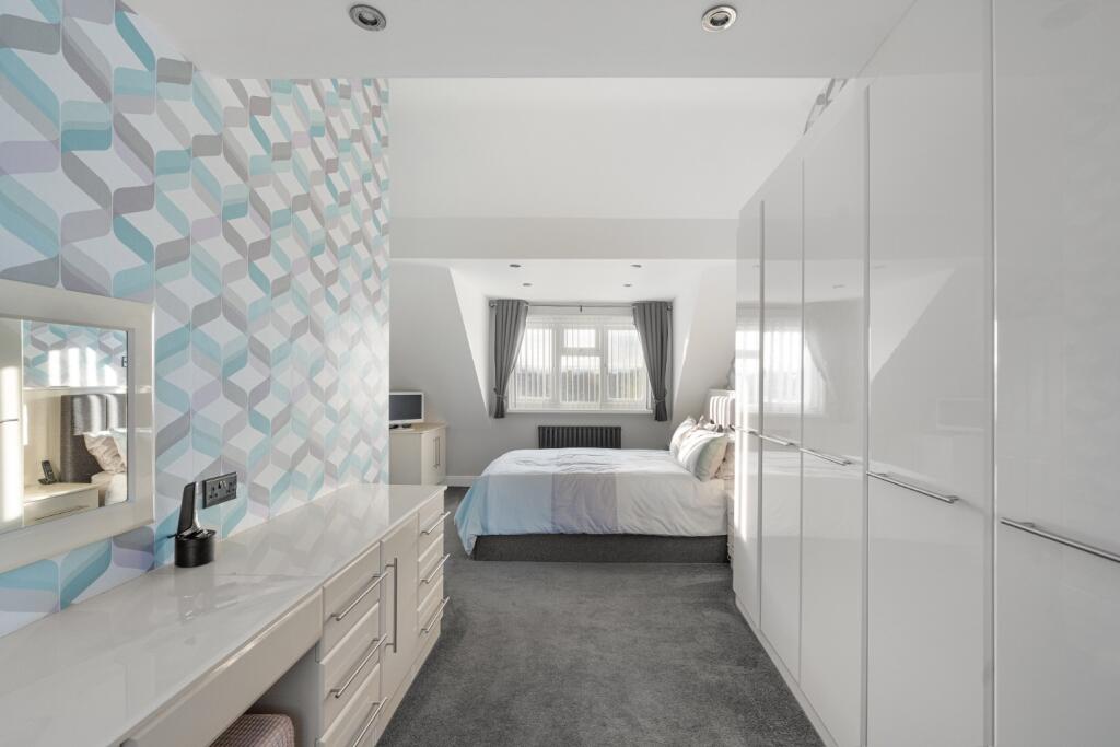 Additional property image - Marling Way, Riverview Park, Gravesend, Kent, DA12 4DN