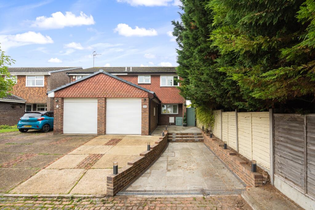 Main image of property: Aintree Close, Gravesend, Kent, DA12