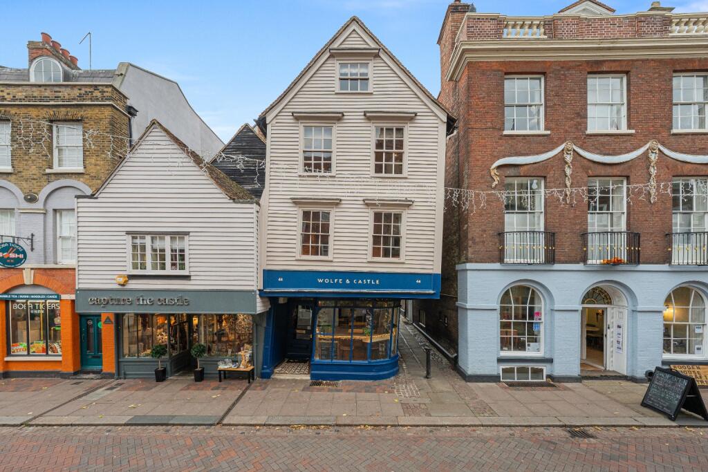 Main image of property: High Street, Rochester, Kent, ME1