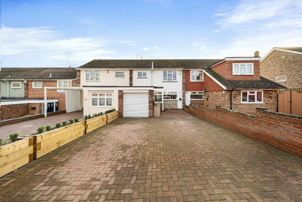 Main image of property: Beacon Drive, Bean, Dartford, Kent, DA2