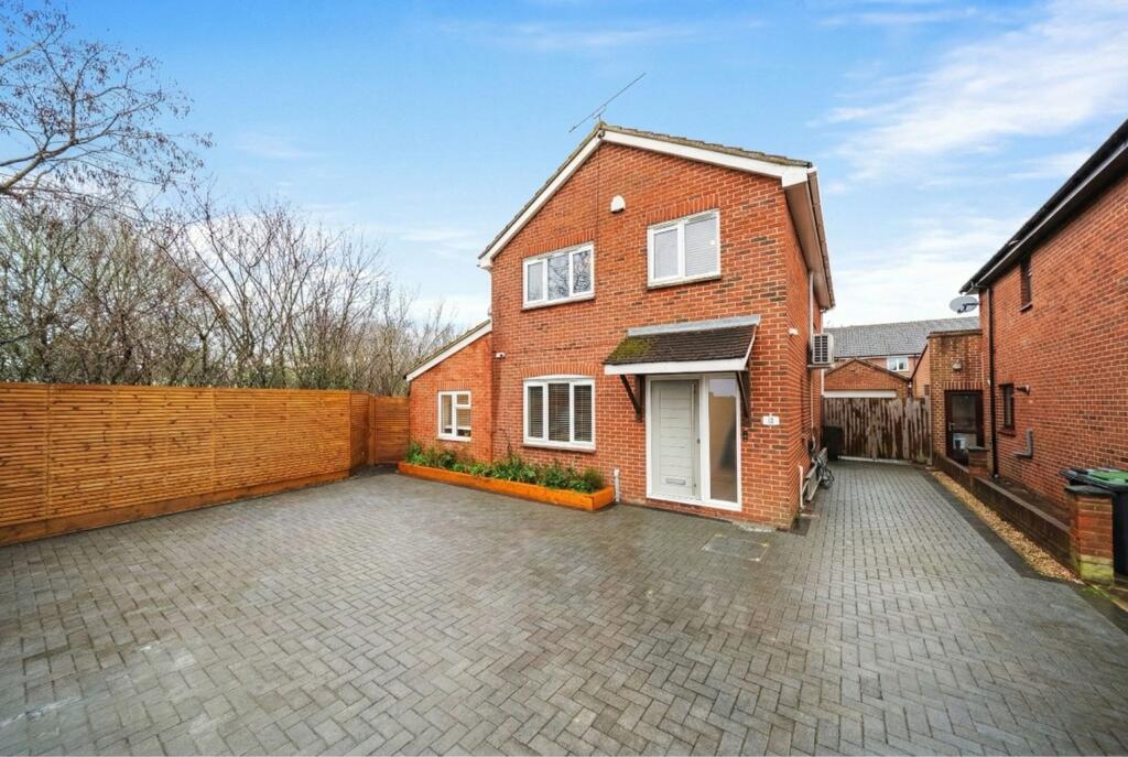 Main image of property: Chadwick Close, Northfleet, Gravesend, Kent, DA11