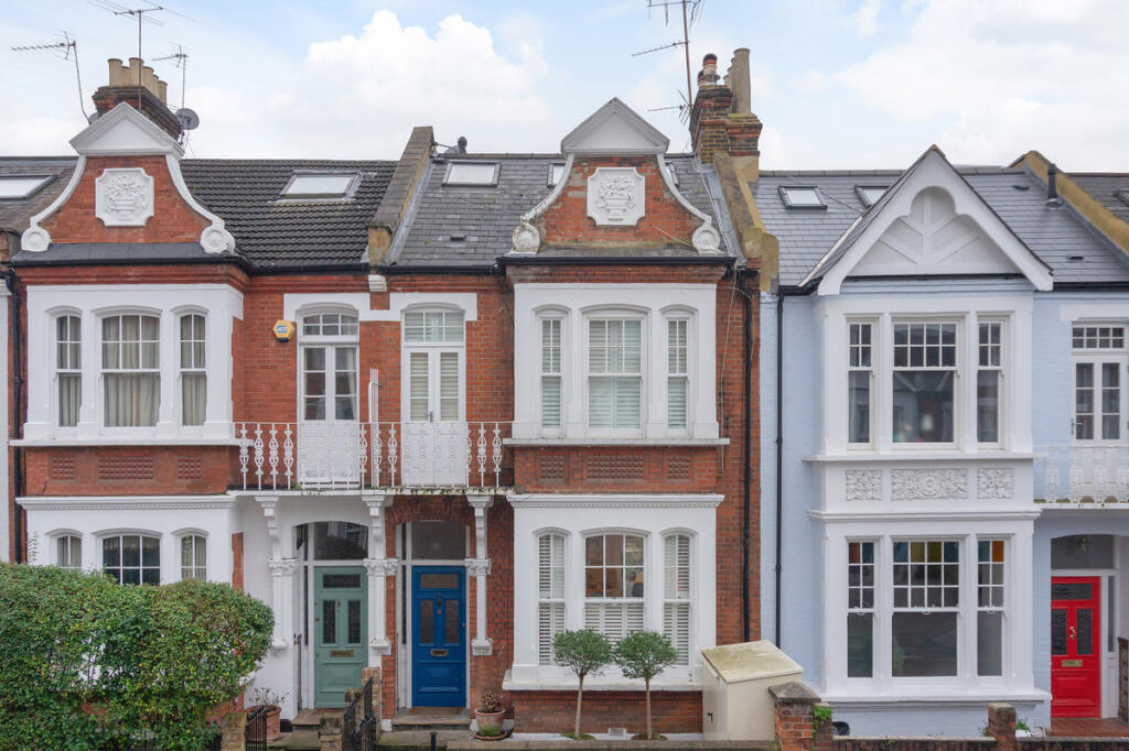 Main image of property: Chelverton Road, London, SW15 1