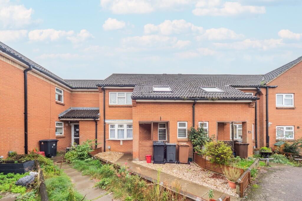 Main image of property: Julia Gate, Stevenage, Hertfordshire, SG2