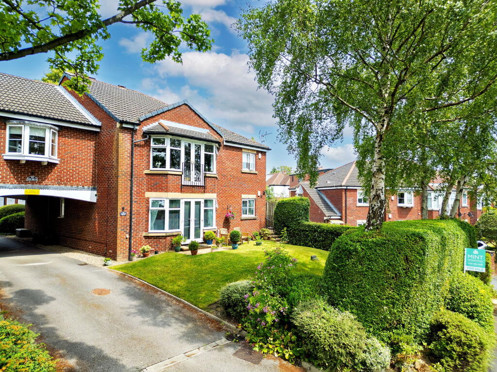 Main image of property: The Drive, Alwoodley, Leeds, LS17 7QG