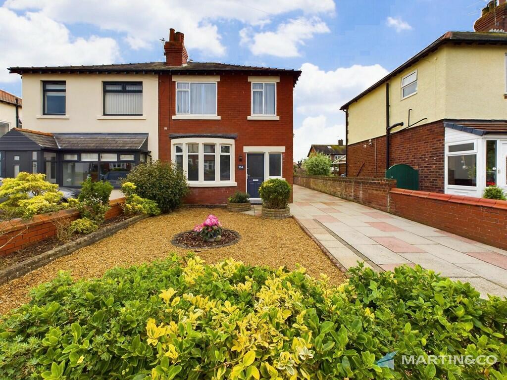 3 bedroom semidetached house for sale in St Leonards Road East, Lytham