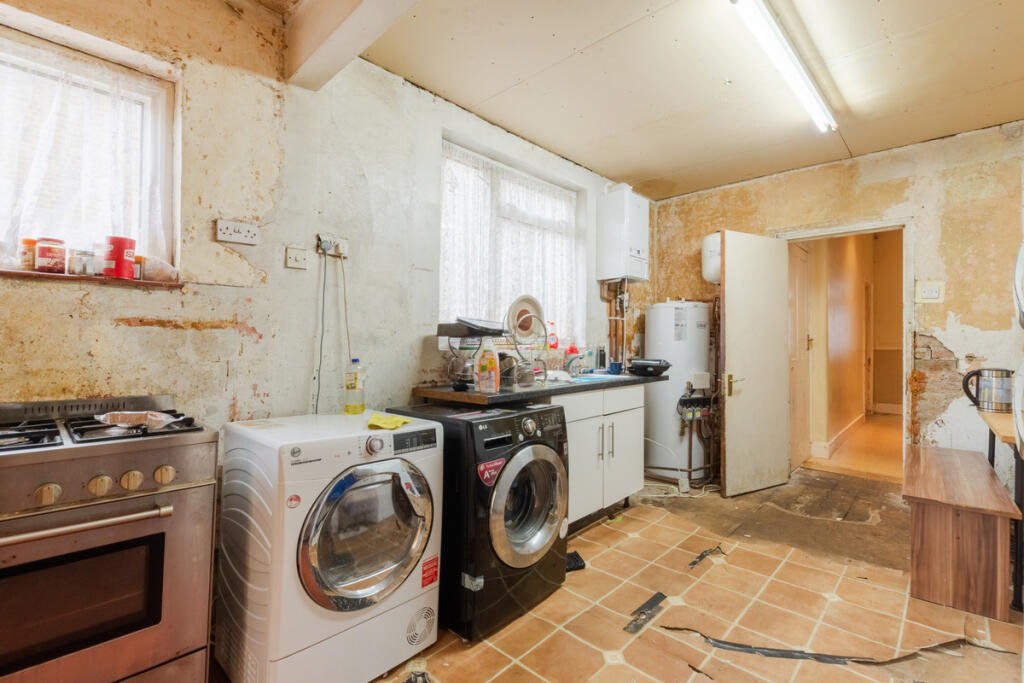 Additional property image - Carew Road, Thornton Heath, CR7