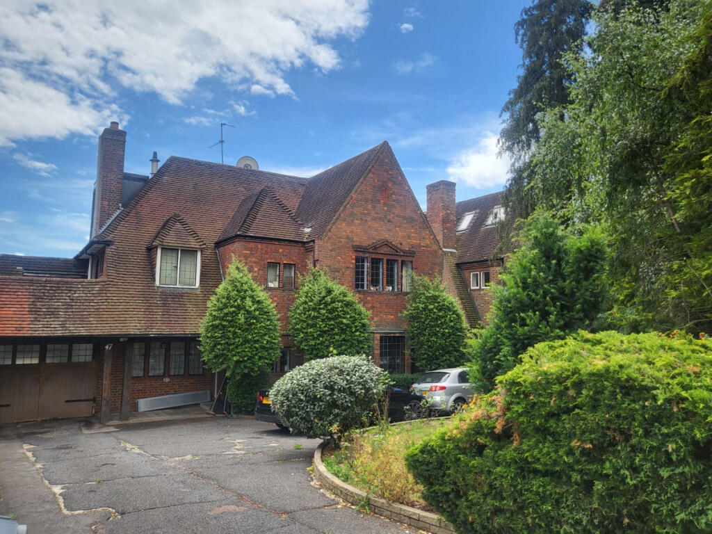 Main image of property: Brampton Grove, London, NW4