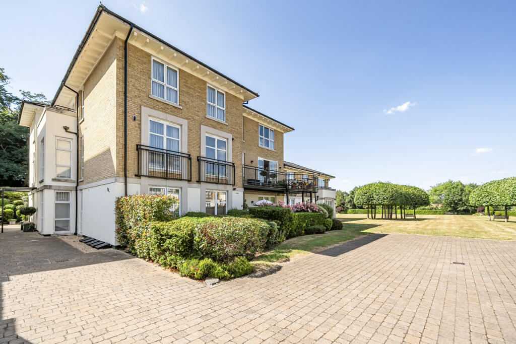 Main image of property: St. Vincents Lane, London, NW7