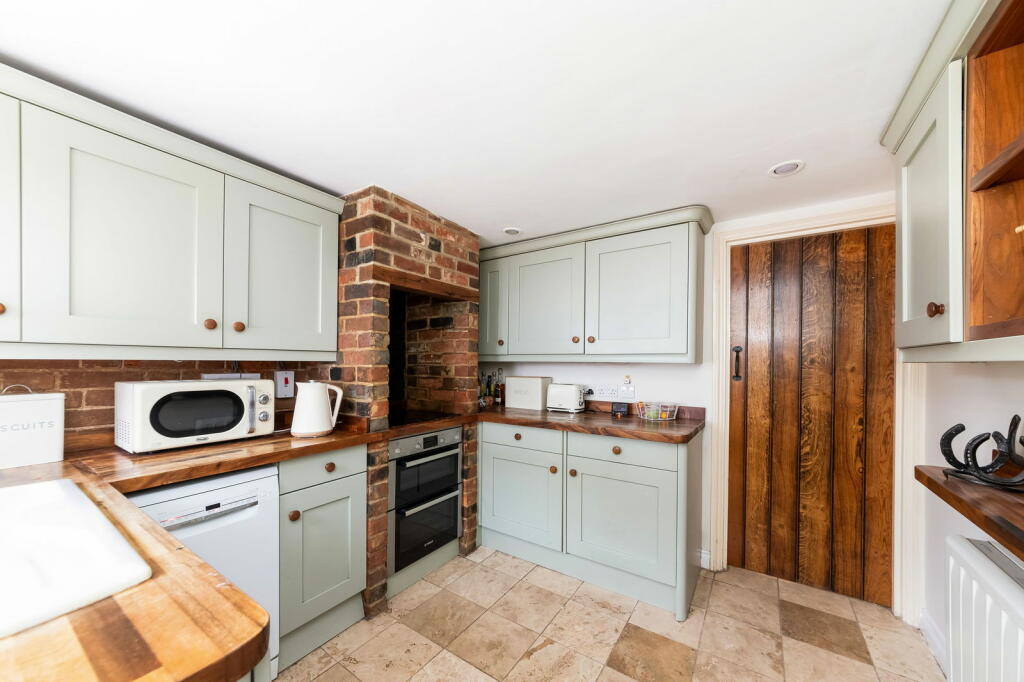 Main image of property: High Street, Dorchester-on-Thames, OX10