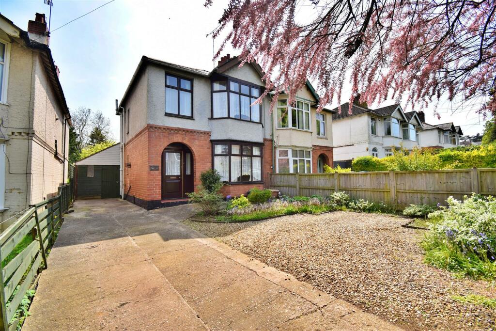 3 Bedroom Semi Detached House For Sale In Bilton Road Rugby Cv22