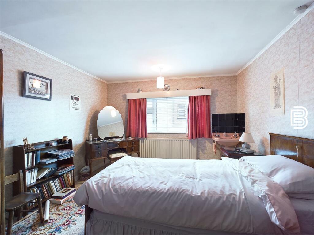 Additional property image - Dunchurch Road, Rugby