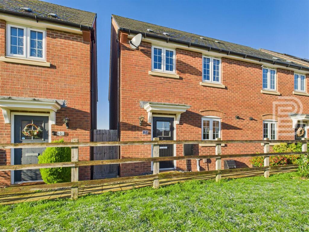 Main image of property: East Close, Cawston, Rugby